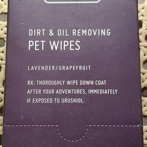 WILDLAND Dirt & Oil Removing Pet Wipes